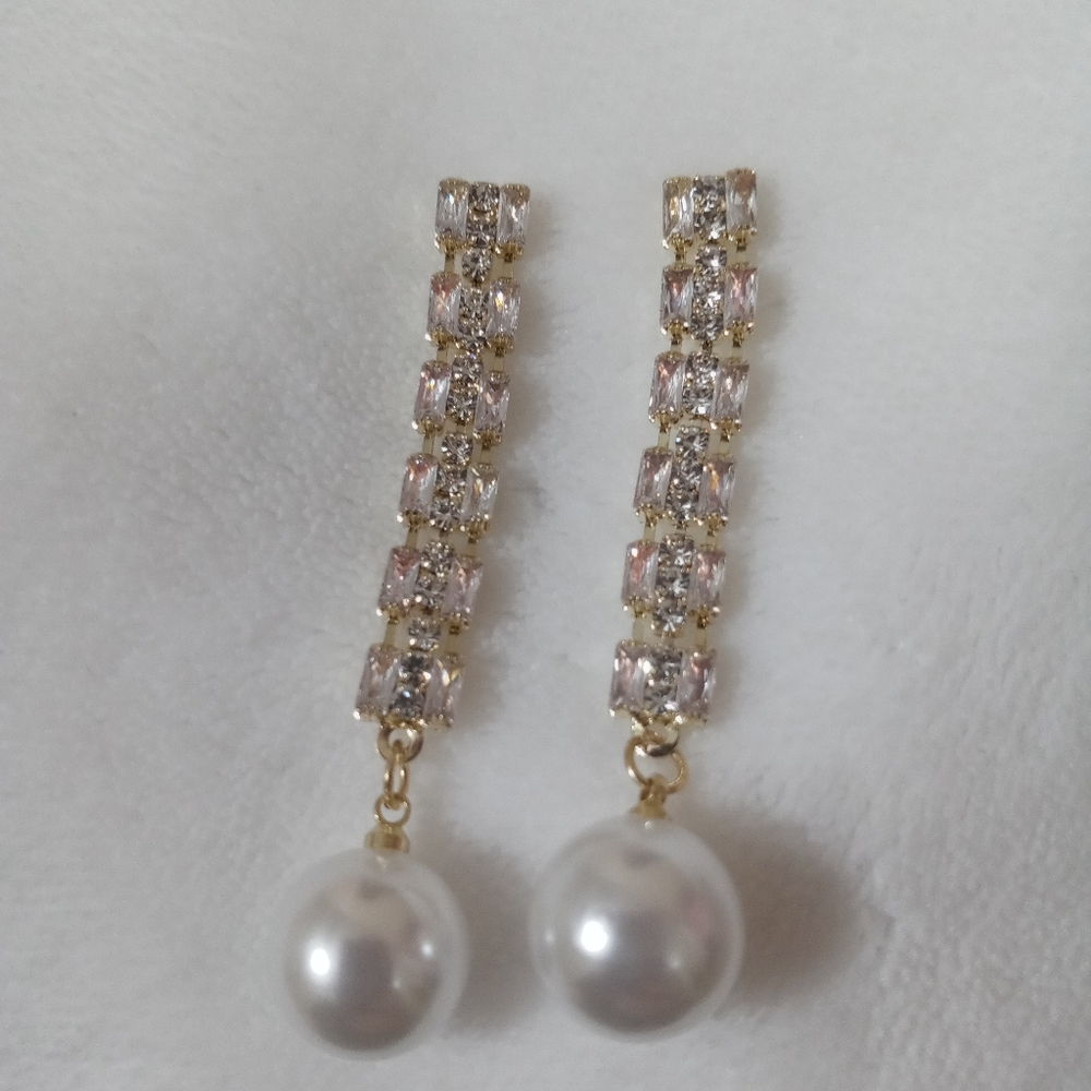 Pearl Gold filled earrings